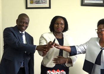 Owek. Nankindu awaddeyo woofiisi, yeebazizza Kabaka olw’okumufuula ow’enjawulo
