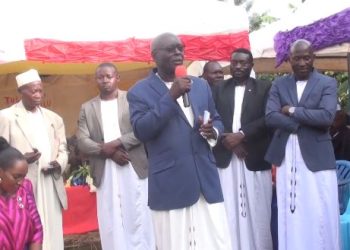Omutaka Kayiira Gajuule asabye abazzukulu okukola balwanyise obwavu