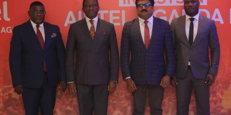 Owek. Mayiga akubirizza abasuubuzi okugula emigabo kuba nagyo gifuna