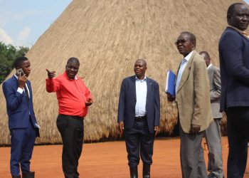 Minisita Wamala asabye Gavumenti okukwasisa amateeka ku ttaka okulitaasa ku balibba