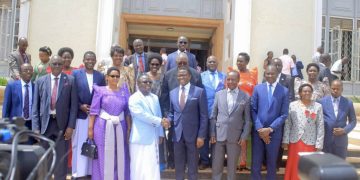 Katikkiro Mayiga asisinkanye Ssaabalabirizi w’Abadiventi Dr. Moses Maka, aweze okwongera okunyweza obumu