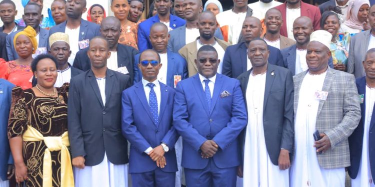 Owek. Kaawaase asabye abawangaalira ebweru wa Buganda okunyweza ennono yabwe naye bamanye n’empisa z’abantu bebawangaaliramu