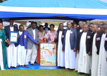Minisita Nakate asabye abazadde  okuyigiriza abaana okukola era babalambike nemu mpisa