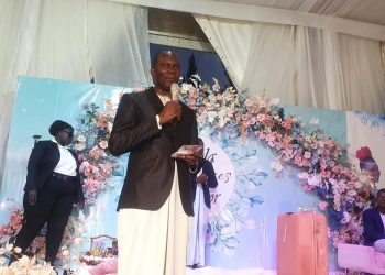 Owek. Kiyimba akuutidde abazadde ku nkuza y’abaana