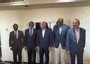 Katikkiro Mayiga asisinkanye akulira Abataka e Botswana nebateesa ku kumalawo Mukenenya