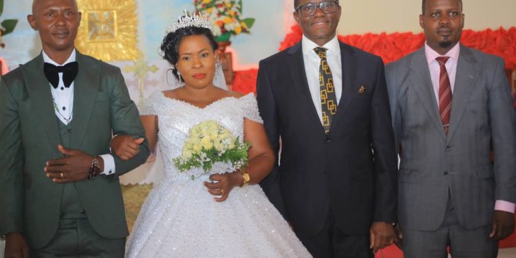 Omuweereza wa Terefayina Vunye agattiddwa, Katikkiro Mayiga amusibiridde entanda