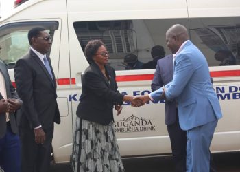 Aba Buganda Kombucha bawadde Obwakabaka Ambyulensi