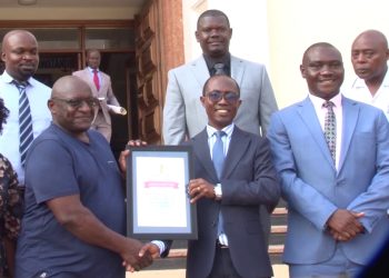 Owek. Joseph Kawuki asabye abantu basse mu nkola bye boogera bave mu kwogera obwogezi