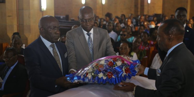 Obwakabaka bukungubagidde Dr. Jack Luyombya