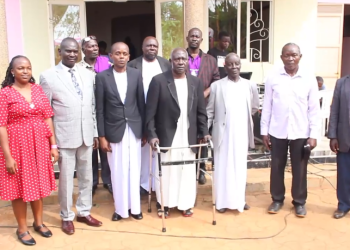 Omutaka  Mazige asisinkanye abazzukulu be naabasaba okwenyigira mirimu gy’Ekika
