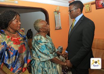 Katikkiro Mayiga akubagizza ab’enju y’Omutaka Lwomwa, ayagala eby’okunoonyereza bireme kukoma mu bigambo