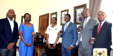 Katikkiro Mayiga asabye Gavumenti eyongere ssente mu kutumbula emmwaanyi