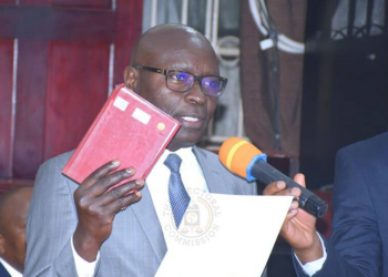 Omulamuzi Byabakama alayiziddwa ku bwa ssentebe w’akakiiko k’ebyokulonda, asuubizza akalulu ak’obwenkanya mu 2026