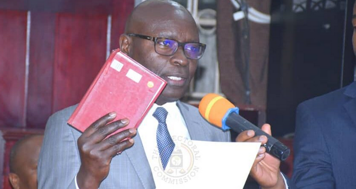 Omulamuzi Byabakama alayiziddwa ku bwa ssentebe w’akakiiko k’ebyokulonda, asuubizza akalulu ak’obwenkanya mu 2026