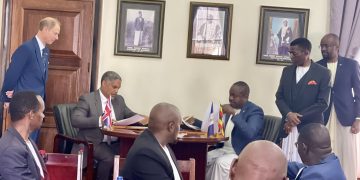 Obwakabaka busse omukago ne  ‘Duke of Edinburgh’ okutumbula Abavubuka