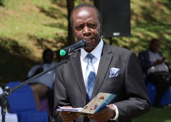 Owek. Mugumbule asabye abazadde okufaayo ku nkuza y’abaana