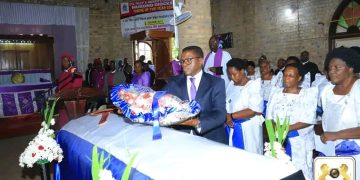 Obwakabaka butenderezza emirimu gy’Omulabirizi Ssenyimba eyaseeredde