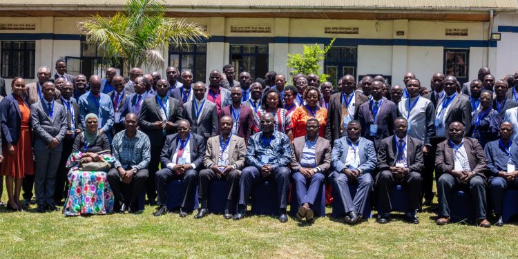 Katikkiro Mayiga aguddewo Olusirika lw’Abakulembeze mu Buganda 2024, abasabye okwewa Federo y’ebikolwa nga bwebalinda ey’ amateeka