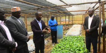 Owek. Sserwanga akuutidde abavubuka okwekwata obulimi