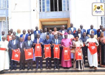 Katikkiro Mayiga asisinkanye Omulabirizi Kisekka, amusabye okulwanyisa mukenenya mu Bulemeezi