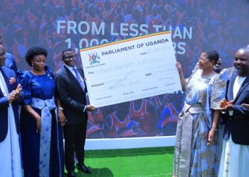 Sipiika Among asisinkanye Kamalabyonna Mayiga, yeeyamye  okwongera okuwagira Obwakabaka