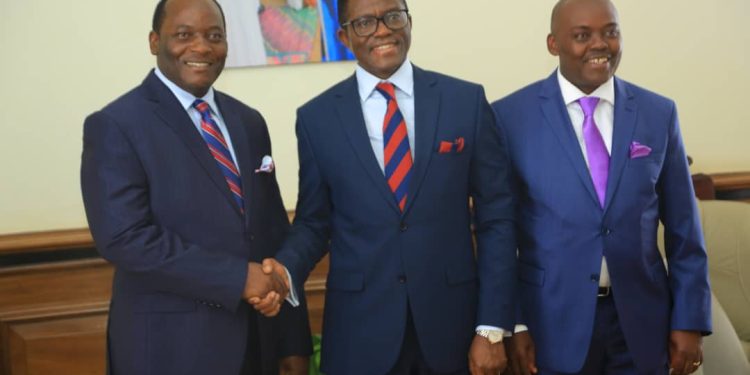 Katikkiro Mayiga asabye bannabyabufuzi okwerekereza, amaaso bagateeke ku biruubirirwa ebinene