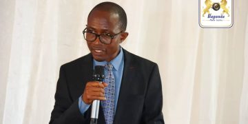 Owek. Kawuki asisinkanye Abaami b’Eggombolola, Abaggya, abakuutidde ku bumalirivu n’obuvumu  nga baweereza Nnyinimu