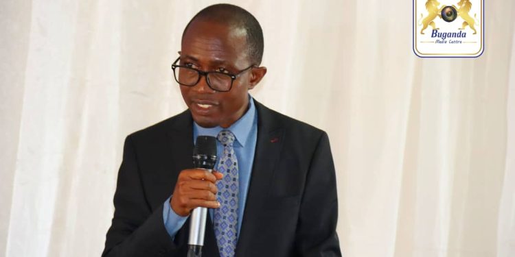 Owek. Kawuki asisinkanye Abaami b’Eggombolola, Abaggya, abakuutidde ku bumalirivu n’obuvumu  nga baweereza Nnyinimu