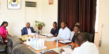 Okutumbula Enkozesa Ya Tekinologiya Mu Bwakabaka.