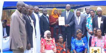 Bannakyaggwe baleese Oluwalo,  basabiddwa okubeera obumu