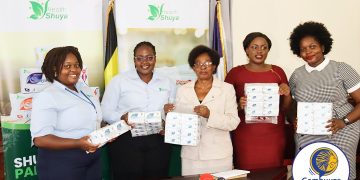 Ekitongole kya Nnaabagereka kisse omukago ne kampuni ya Shuya Sanitary Napkins, baakuyamba abawala ku nsonga z’ennaku za kalema