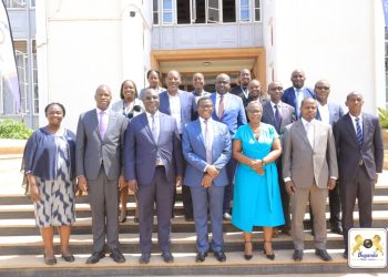 Katikkiro Mayiga atongozza Bboodi ya Werinde Insurance, asabye abantu okwettanira Yinsuwa
