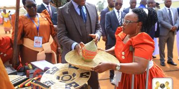 Katikkiro  Mayiga asabye abakulembeze okubeera abayiiya