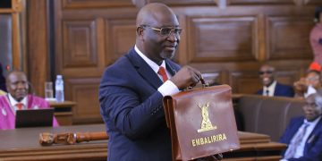 Obwakabaka buyisizzza embalirira ya nsimbi ezisoba mu buwumbi 257