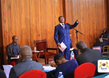 Katikkiro Mayiga aguddewo Olusirika lw’Abaami b’Amasaza, Abeebazizza olw’obuvumu bwebalaze