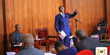 Katikkiro Mayiga aguddewo Olusirika lw’Abaami b’Amasaza, Abeebazizza olw’obuvumu bwebalaze