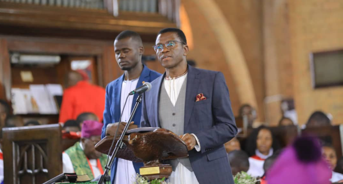 Katikkiro Mayiga akuutidde Obuganda ku bumu, agamba wadde waliwo ababutawaanya naye tebasobola kubuwangula