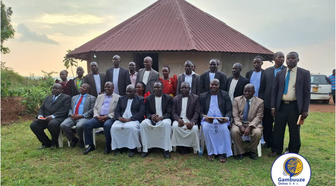 Minisita Wamala alabudde  abeerimbika mu bifundikwa by’obukulembeze, agamba Omutaka Kyeyune Fred Mayega y’e mukulu w’Ekika kya Nakisinge