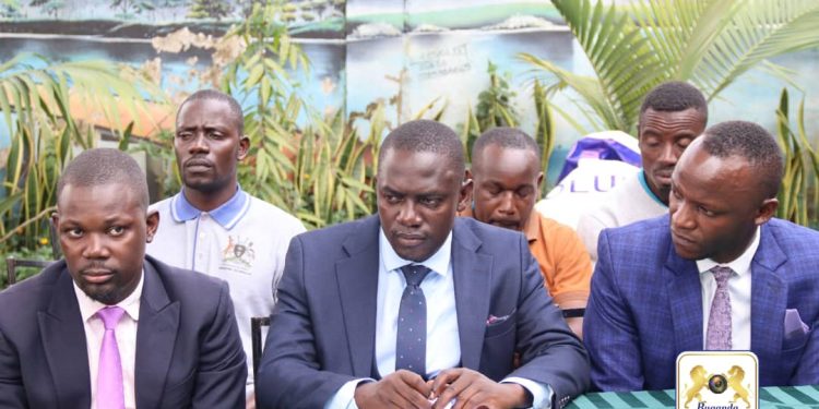 Abavubuka basanyukidde obubaka bw’Omutanda, baweze okwambalagana naabo abavvoola Nnamulondo