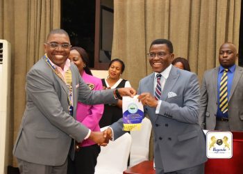 Katikkiro Mayiga akuutidde aba Rotary ku bukulu bw’Obwannakyewa n’engeri gyebayinza okubufunamu