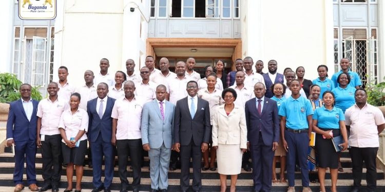 Katikkiro akubirizza ebitongole by’Obwakabaka okukolaganira awamu emirimu gisobole okutambula