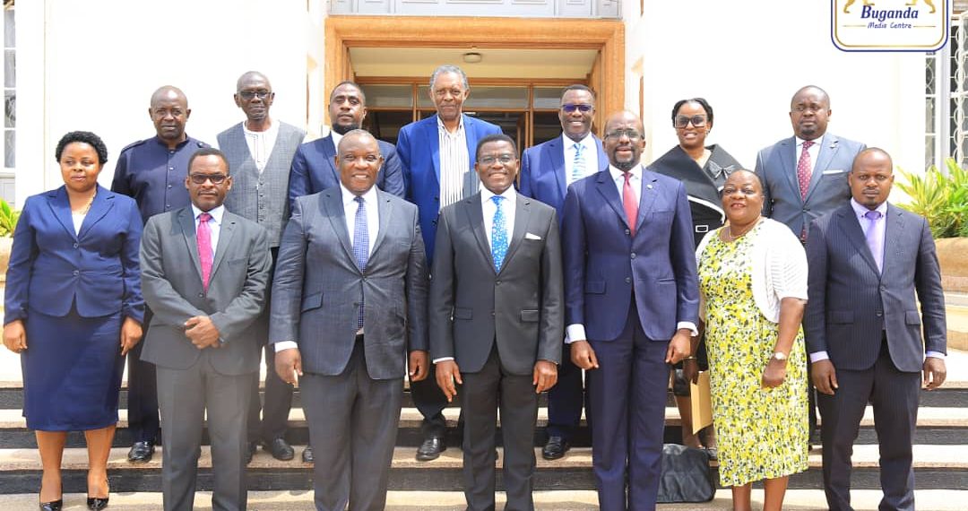 Kamalabyonna Mayiga atabukidde ebitongole bya Gavumenti ebigaana okusasula Obwakabaka nebizigamya enkulaakulana