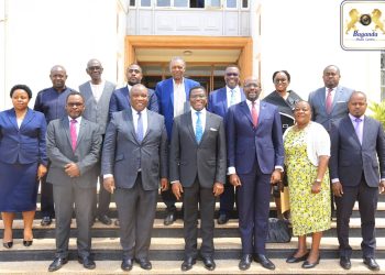 Kamalabyonna Mayiga atabukidde ebitongole bya Gavumenti ebigaana okusasula Obwakabaka nebizigamya enkulaakulana