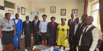 Owek. Nakate asisinkanye abakulira amasomero n’amatendekero mu Bwakabaka