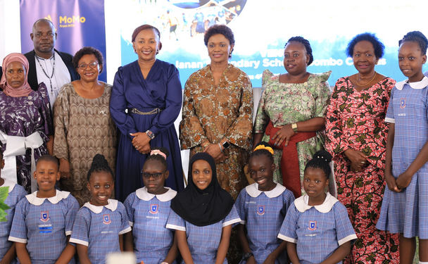 Ekisaakate Kya Nnaabagereka 2025 kitongozeddwa, Asabye Essira liteekebwe ku Nnimi ennansi