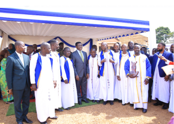 Katikkiro Mayiga atabukidde abakola ebikolwa ebyesittaza mu kwanjula n’Ennyimbe