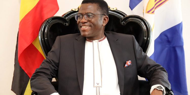 Ab’e Bungereza beesunga kwaniriza Kamalabyonna