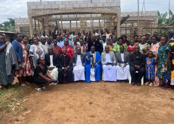 Enkulaakulana etandikira mu maka omuli abakolera awamu – Minisita Kazibwe Kitooke