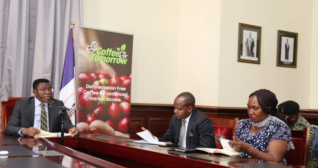 Katikkiro Mayiga asabye abalimi b’emmwaanyi okugondera omukago gwa Bulaaya beewandiise