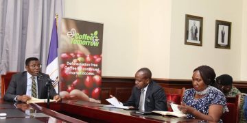 Katikkiro Mayiga asabye abalimi b’emmwaanyi okugondera omukago gwa Bulaaya beewandiise